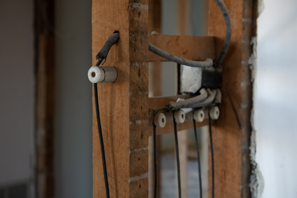 knob and tube wiring in an old home that needs to be rewired